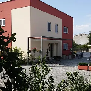 A-mol Zadar